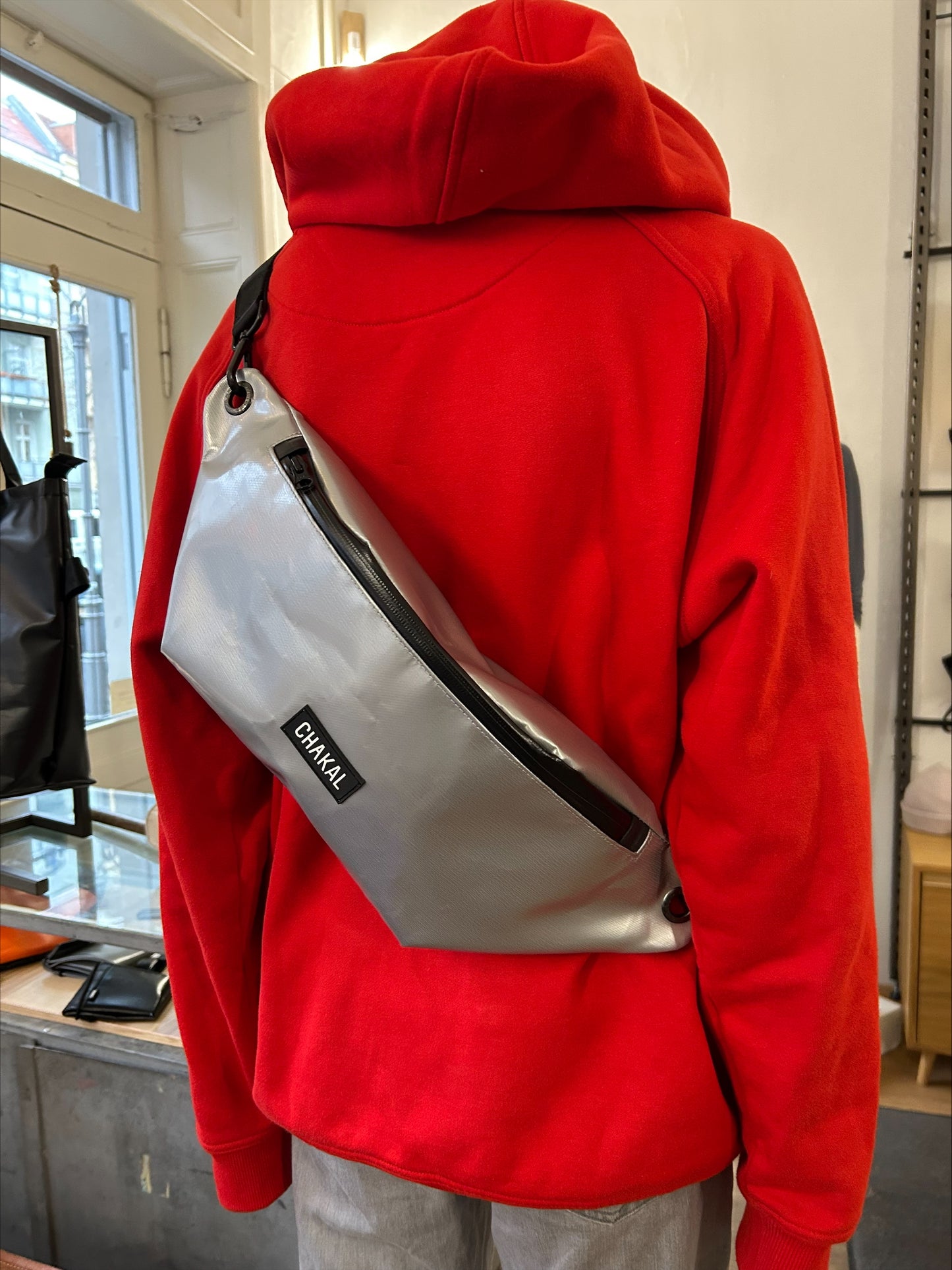 BA04H - 7500 Crossbody Silber