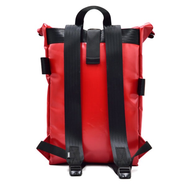 BX03G red daypack back